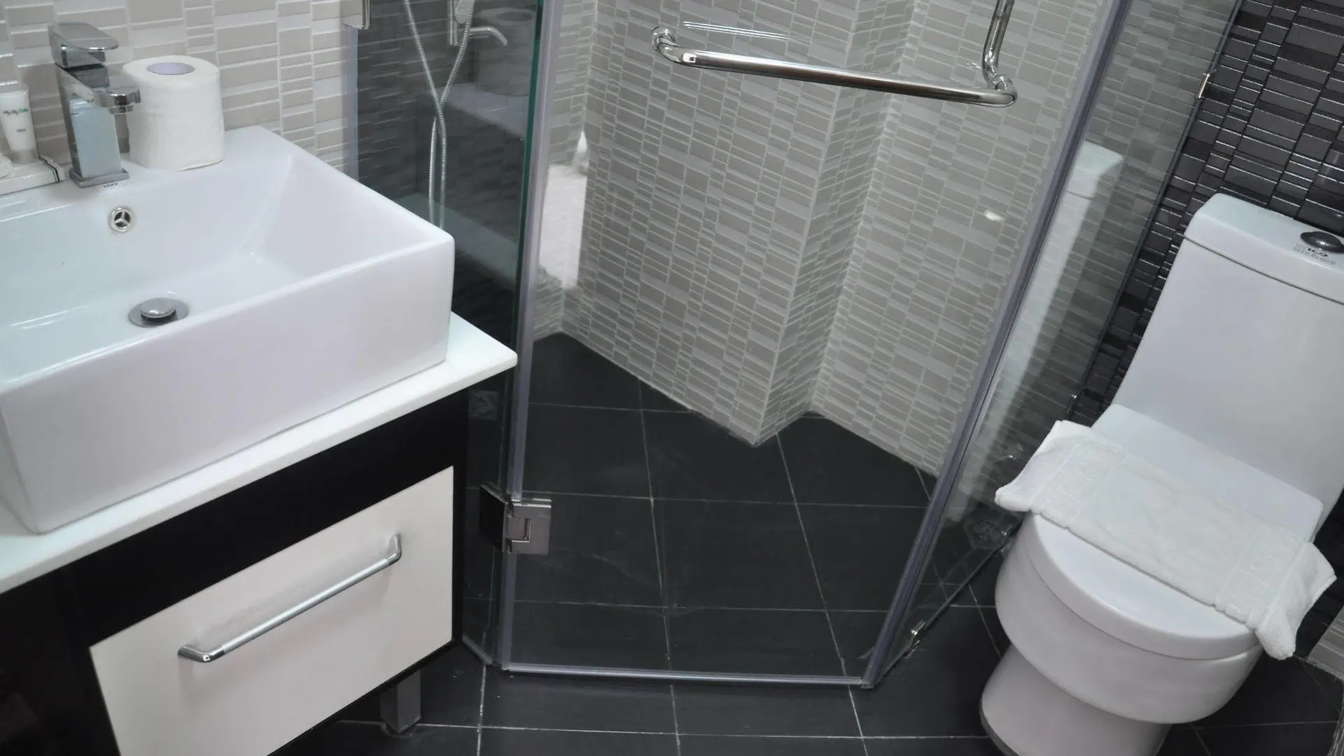 Hotel Sunshine City Suites Pasig City