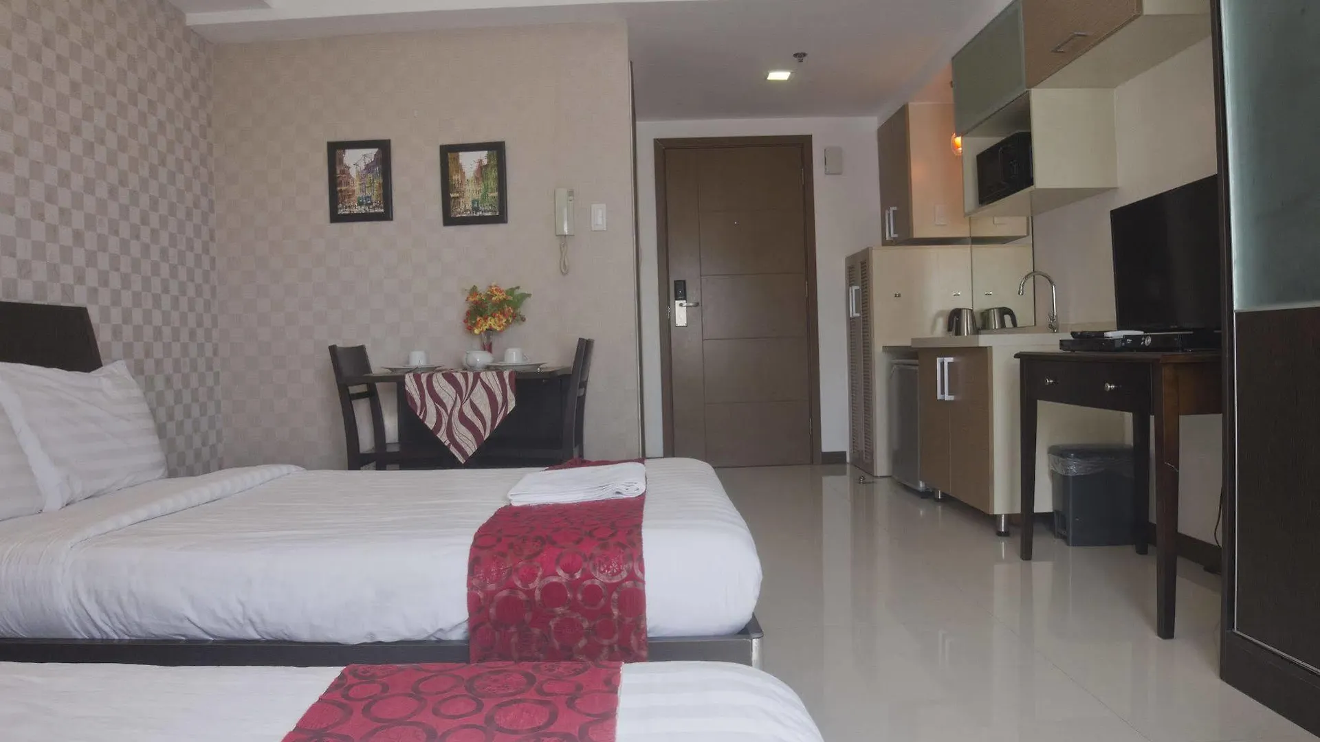 Sunshine City Suites Pasig City Hotel