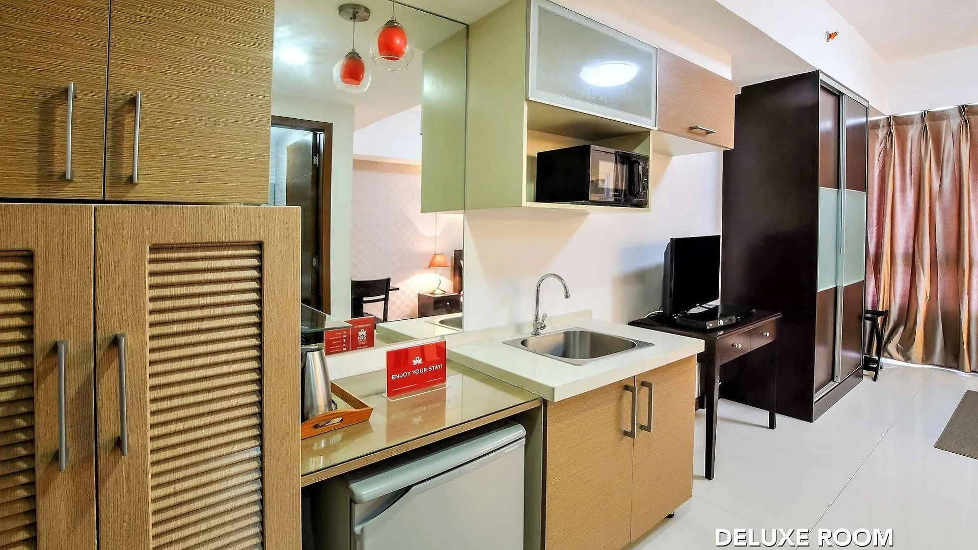 Hotel Sunshine City Suites Pasig City